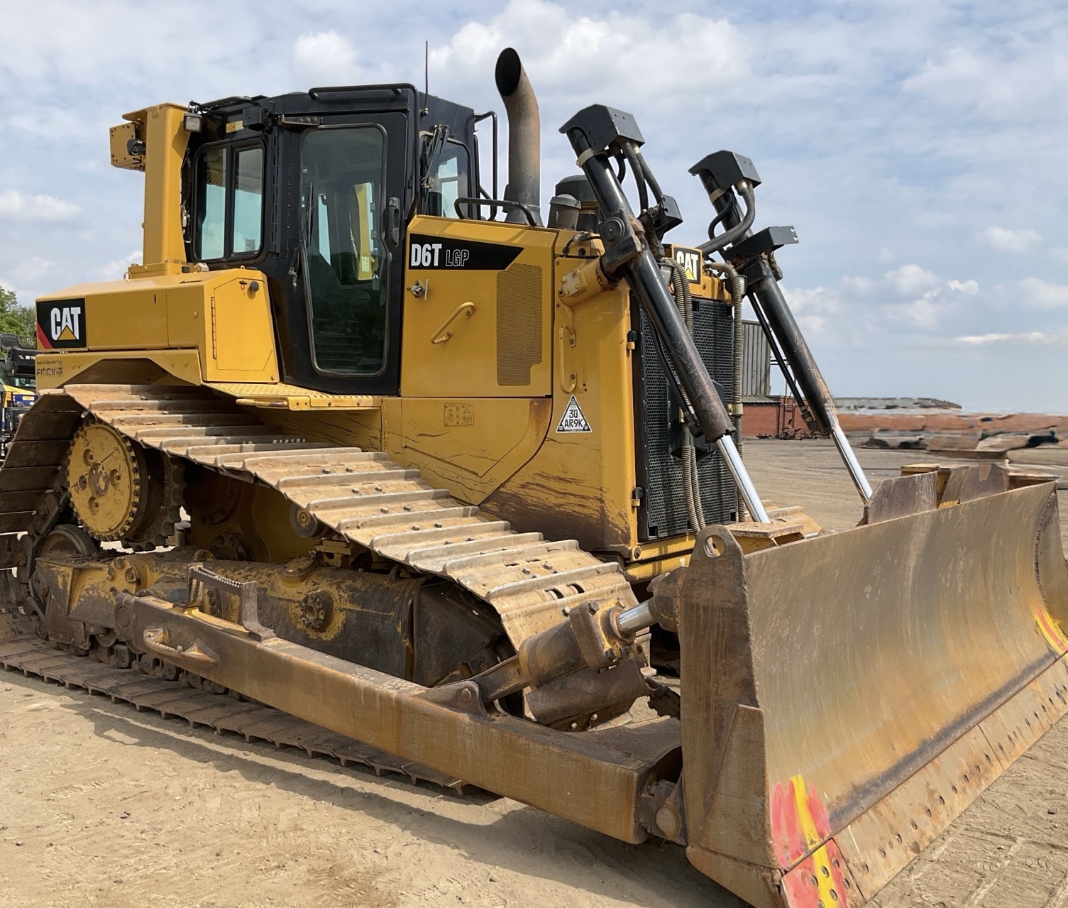 CAT D6T LGP