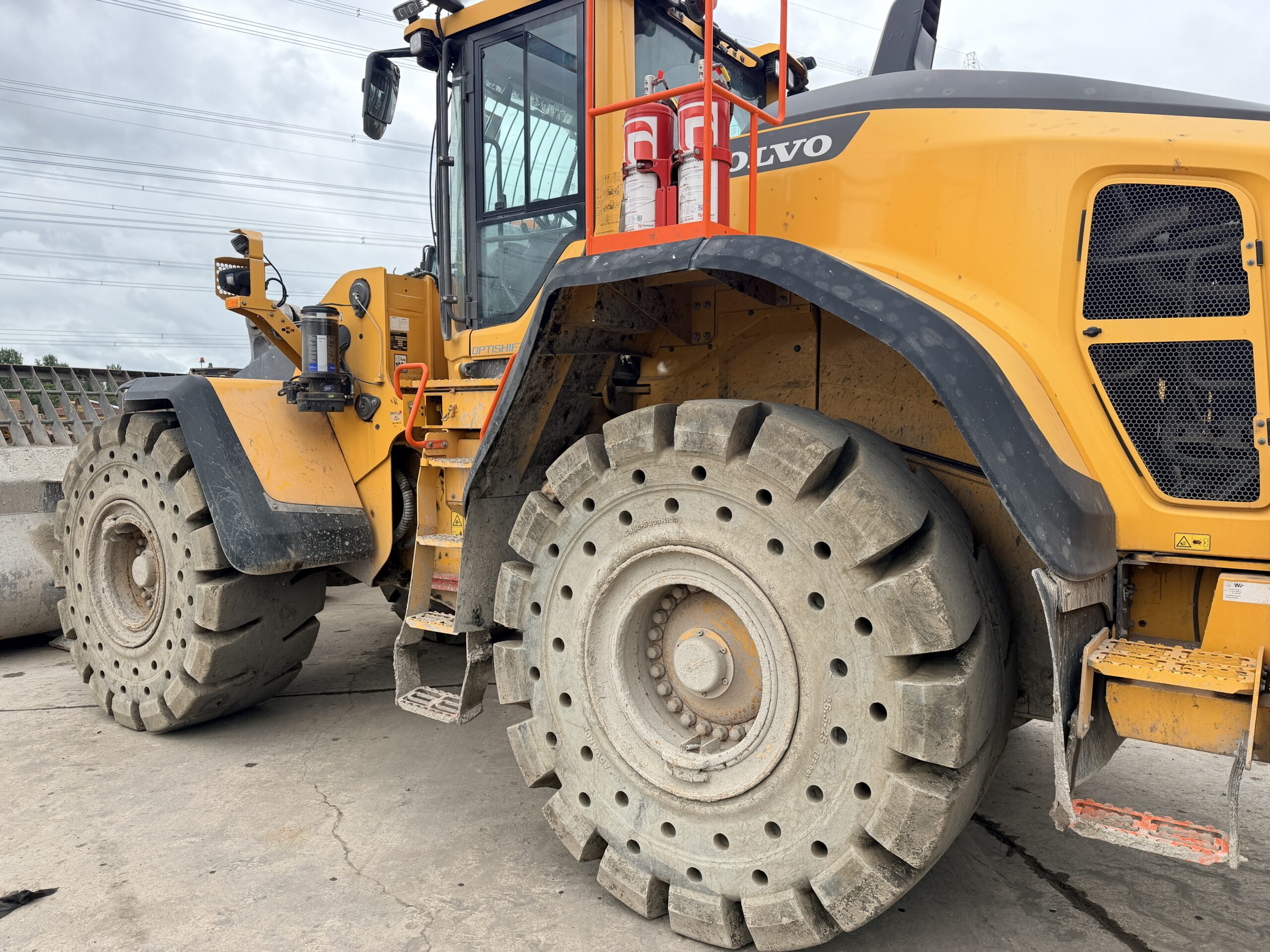 VOLVO L180H