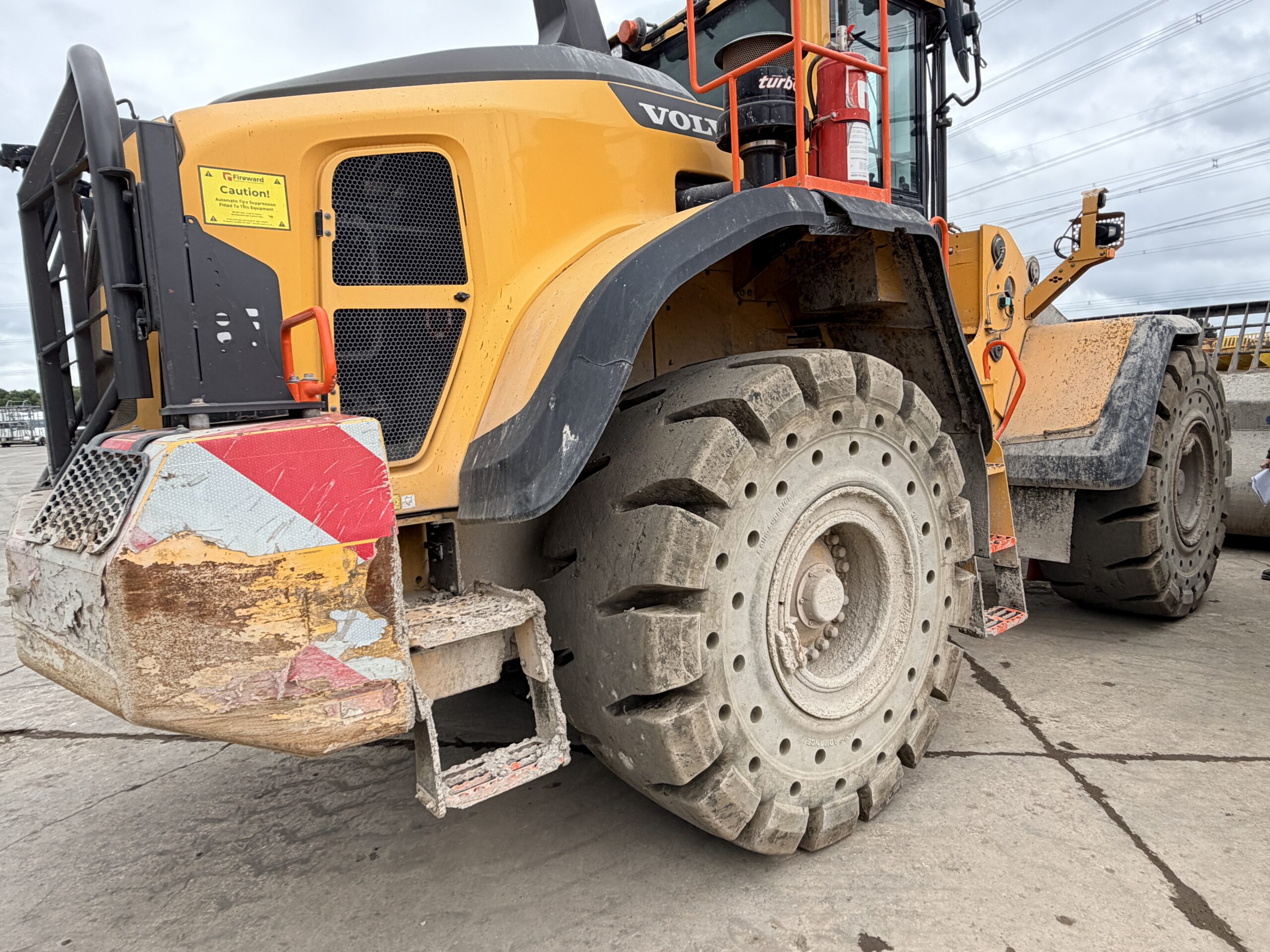 VOLVO L180H
