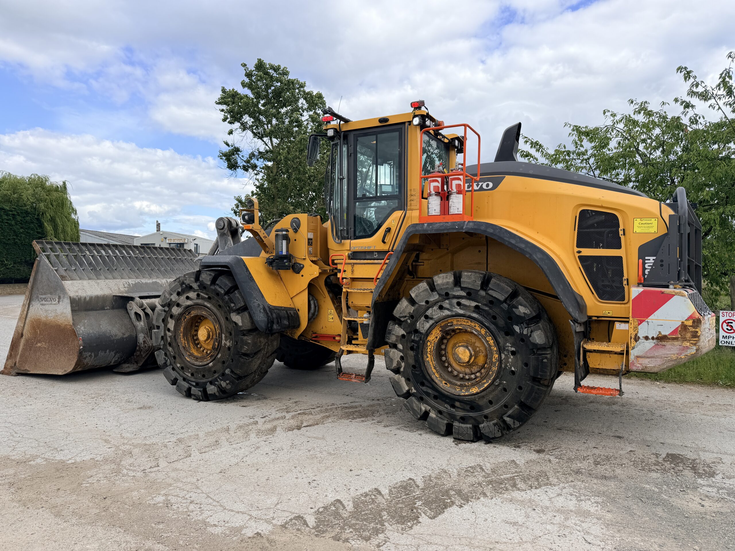 VOLVO L180H
