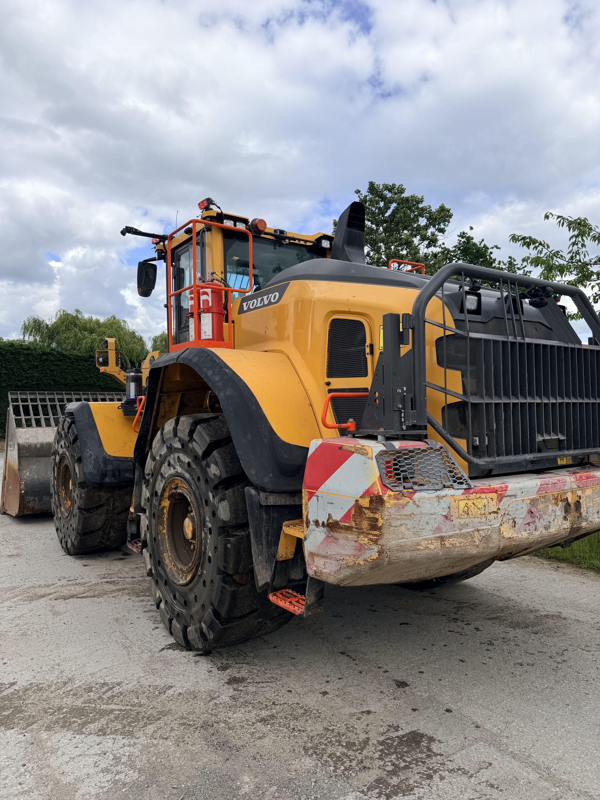 VOLVO L180H