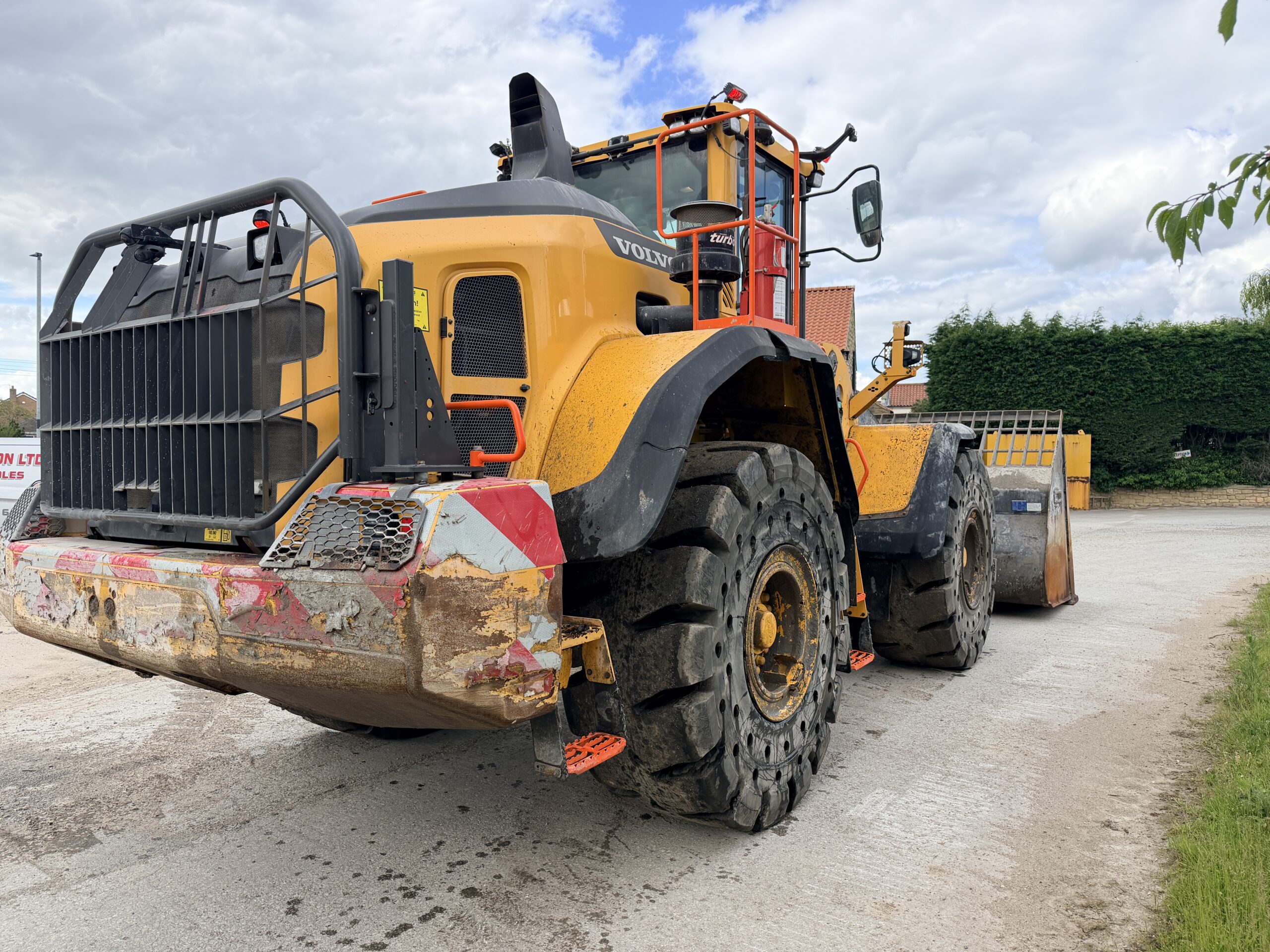 VOLVO L180H