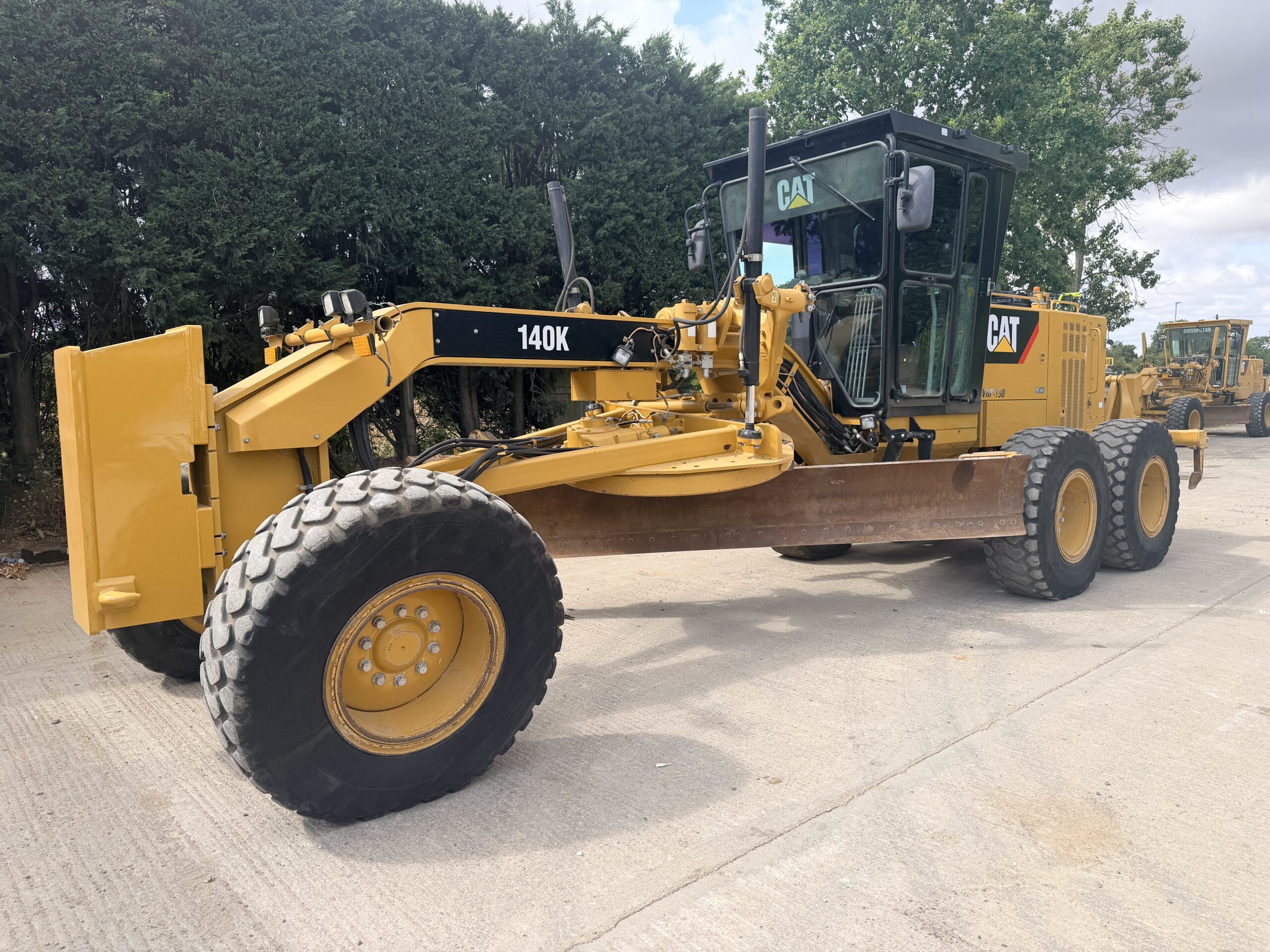CAT 140K