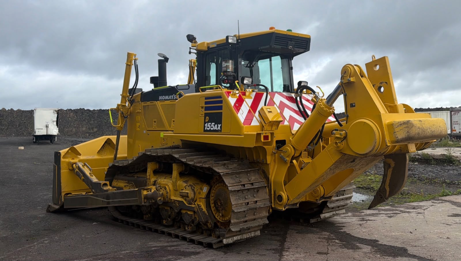 KOMATSU D155AX-8EO